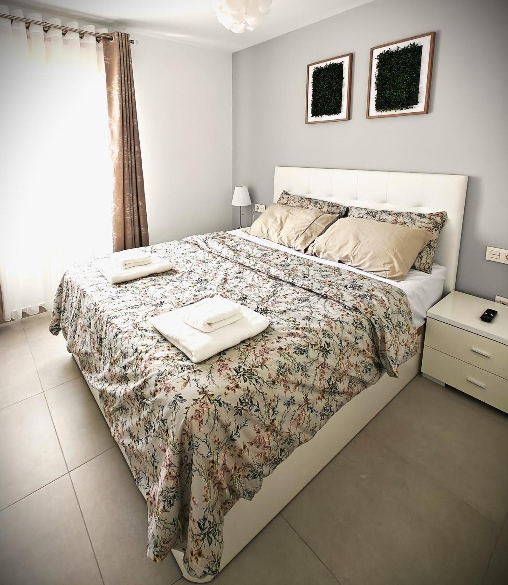 Sun Apartment - 3 Bedrooms, Priv Parking, Pool, Ac, Tv Channels, Fibre Net Los Cristianos  Zewnętrze zdjęcie